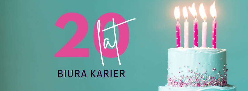 Baner promujący wydarzenia - na turkusowym tle, piętrowy tort z pięcioma różowymi świeczkami.Obok tortu napis "20 lat Biura Karier"
